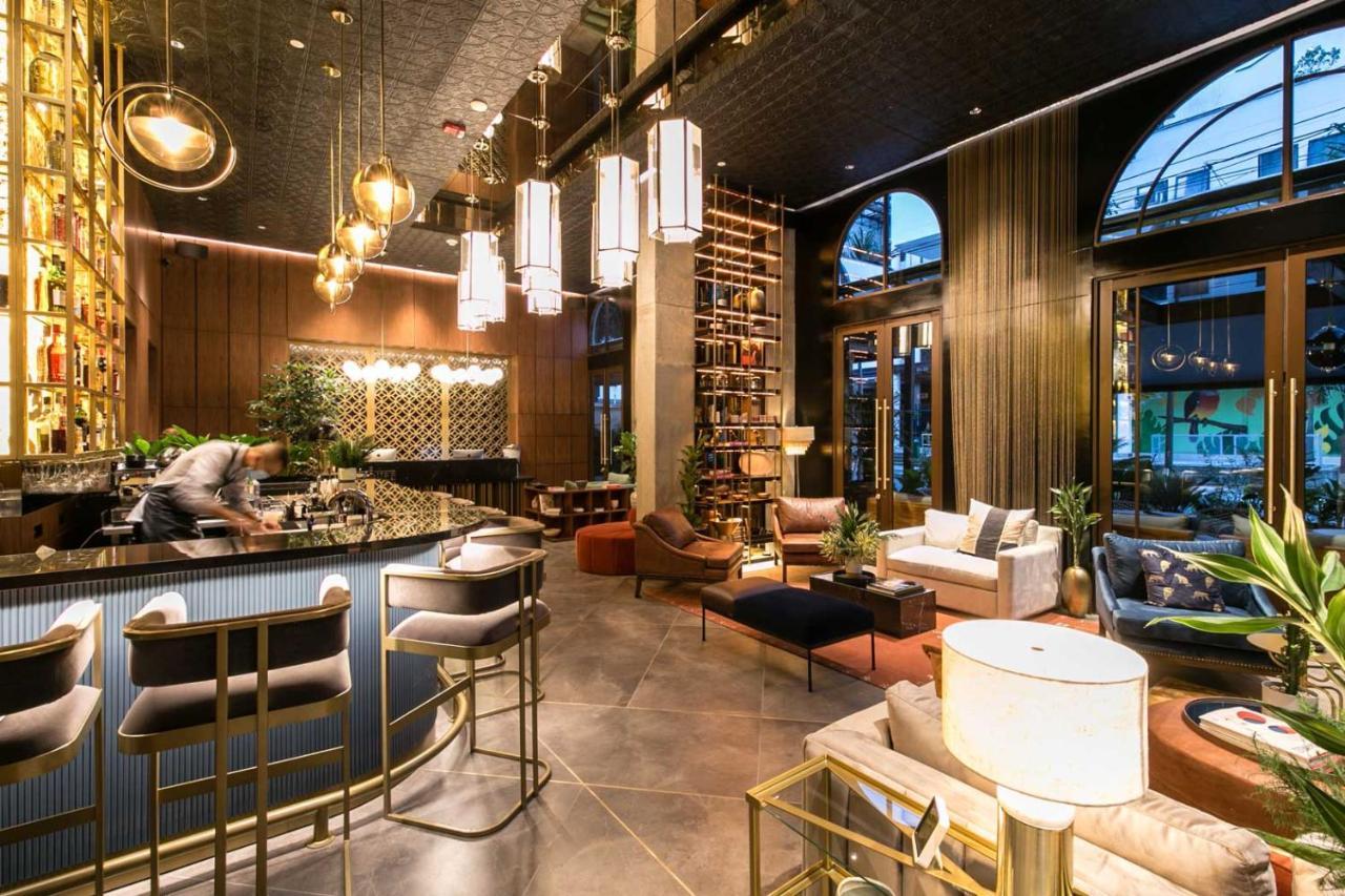 Hotel Marquee Меделин Екстериор снимка The Bar at The Hari